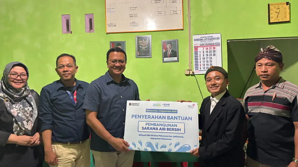 Telkom Bangun Sarana Air Bersih